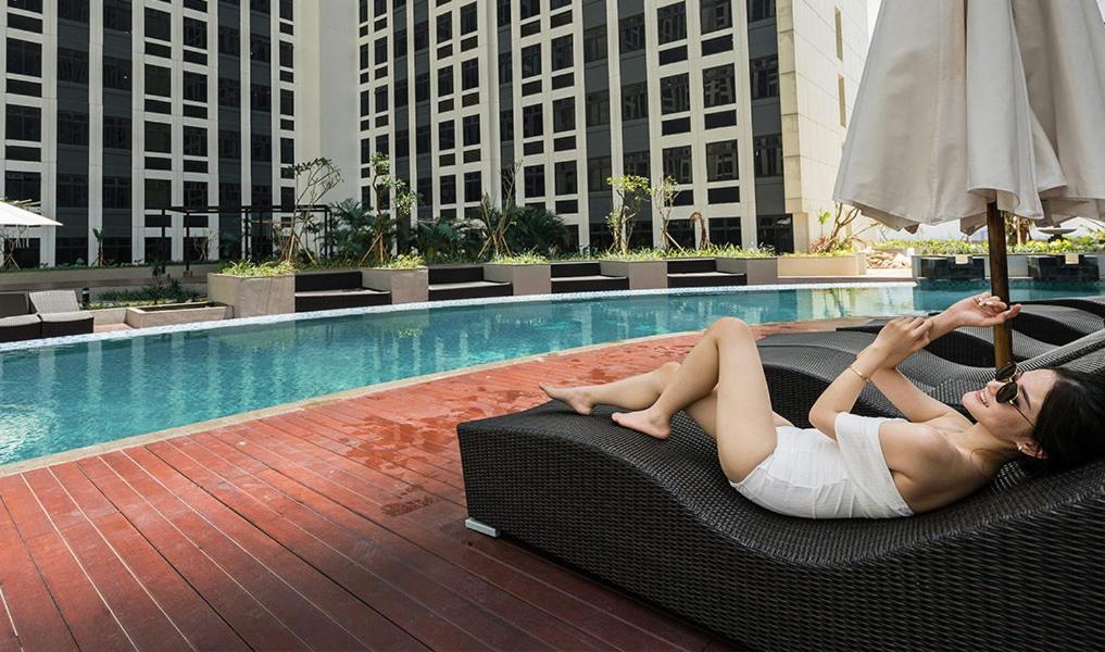 Louis Kienne Cikarang Hotel & Service Apartment Bekasi Exterior photo